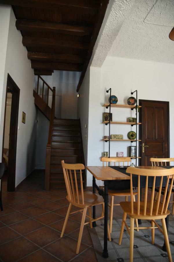 Karpofora Traditional Guesthouse Miléai Eksteriør bilde