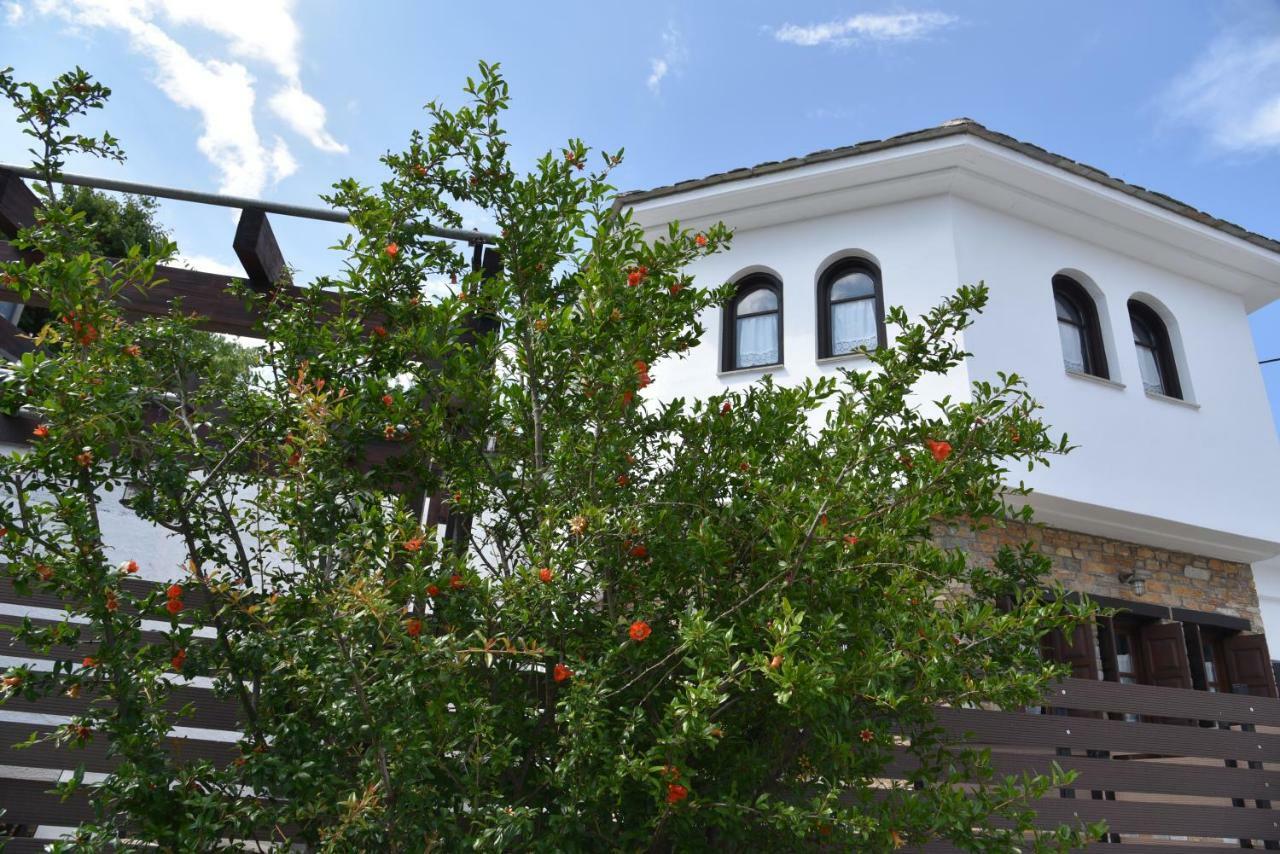 Karpofora Traditional Guesthouse Miléai Eksteriør bilde